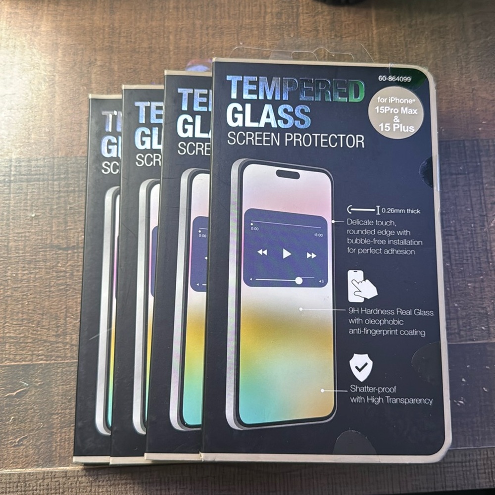 4 BRAND NEW TEMPERED GLASS SCREEN PROTECTORS FOR iPhone 15 PRO MAX & 15 PLUS